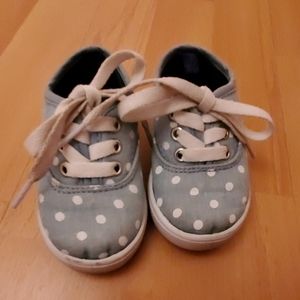 Carter's toddler sneakers size 5